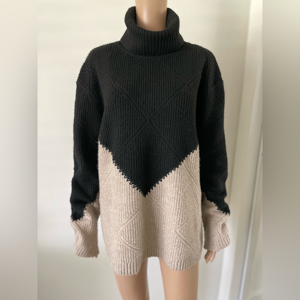 Tuckernuck Hayacinth House Wool Blend Demi Sweater Size XL Black Beige Slouchy - Picture 3 of 10